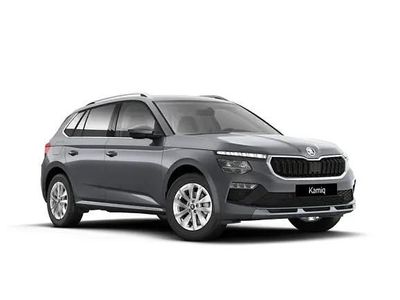 Mittelgrau metallic Neu 2025 Skoda Kamiq Selection SUV | € 30.480 (Fairer Preis)