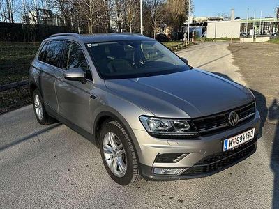 gebraucht VW Tiguan Tiguan 2,0 TDI SCR Highline DSG Highline