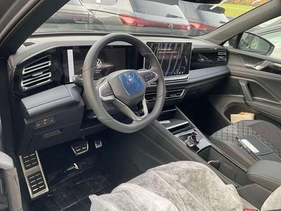 Grau Neu 2025 VW Tiguan R-line SUV | € 69.035 (Teuer)