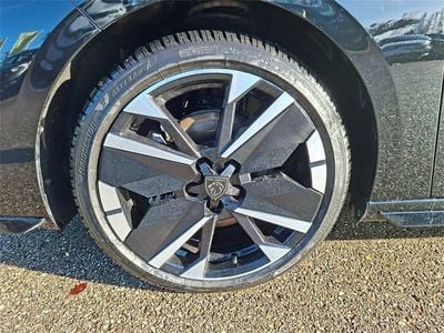 Schwarz Gebraucht 2025 Peugeot 308 SW GT Kombi | € 38.990