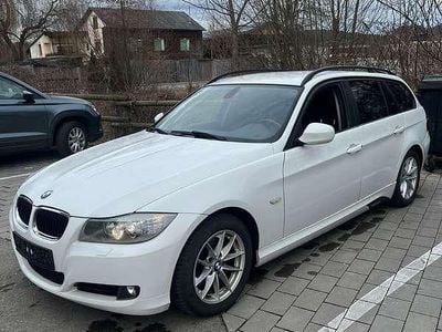 Gebraucht BMW 320 Exclusive 184 PS (135 kW) 2010 Kombi