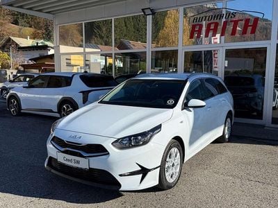 Neu Kia Ceed Sportswagon Silver 140 PS (102 kW) 2025 Weiß Kombi
