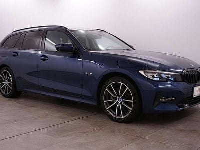 Blau Gebraucht 2022 BMW 320e Sport Line Kombi | € 25.990 (Fairer Preis)