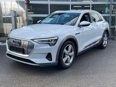 Gebraucht Audi e-tron Advanced 264 kW (360 PS) 2020 Weiss  metallic SUV