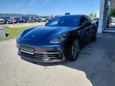 Porsche Panamera 4