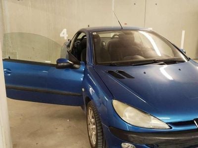 Gebraucht Peugeot 206 CC 109 PS (80 kW) 2002 Cabrio