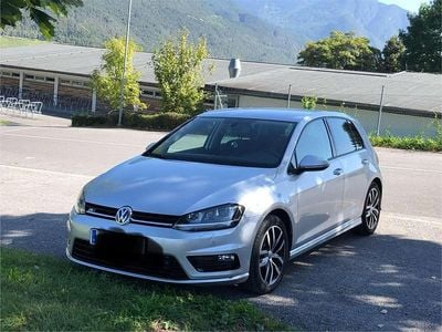 Silber Gebraucht 2014 VW Golf Trendline Limousine | € 9.900 (Guter Preis)