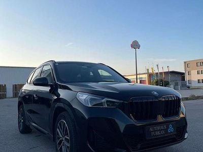 Schwarz Gebraucht 2023 BMW X1 Luxury Line SUV | € 49.900 (Etwas zu teuer)