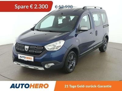 Blau Gebraucht 2017 Dacia Dokker Stepway Van / Kleinbus | € 11.690 (Fairer Preis)