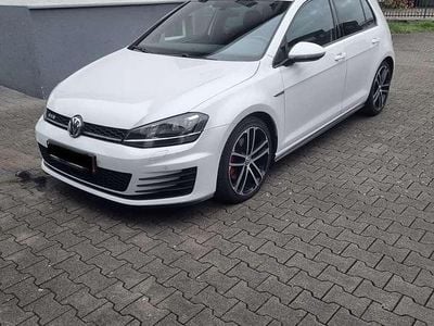 Gebraucht VW Golf VII GTD 184 PS (135 kW) 2017 Weiß Limousine