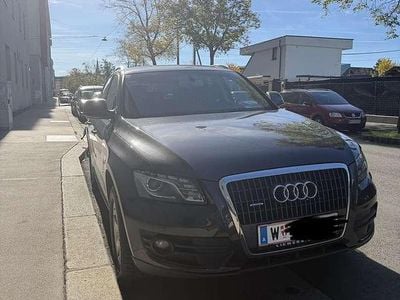 Grau Gebraucht 2011 Audi Q5 SUV | € 14.500 (Teuer)