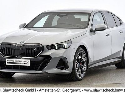 M brooklyn grau Gebraucht 2025 BMW i5 | € 57.700