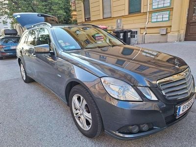 Mercedes E220