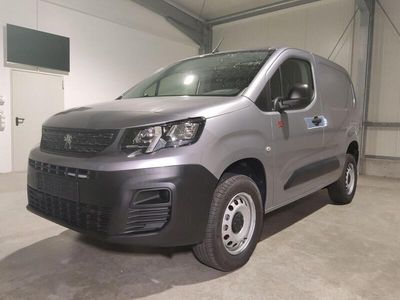 Grau Neu 2025 Peugeot Partner Van / Kleinbus | € 33.205 (Etwas zu teuer)