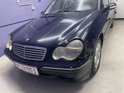 Gebraucht 2003 Mercedes C200 Elegance Limousine | € 3.000