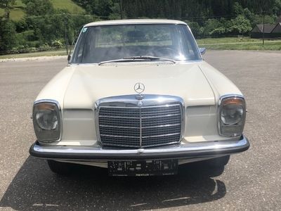 gebraucht Mercedes 200/8 in gutem Zustand abzugeben abzugeben