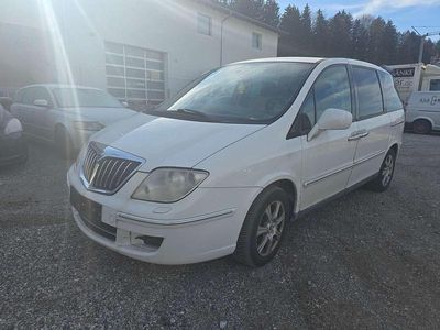 Gebraucht Lancia Phedra 170 PS (125 kW) 2009 Weiß Van / Kleinbus