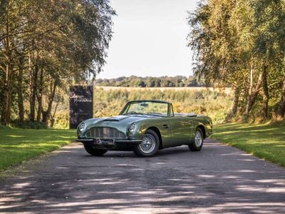 Aston Martin DB6