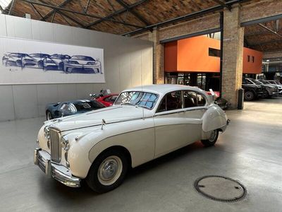 Weiß Gebraucht 1961 Jaguar MK IX Limousine | € 55.900