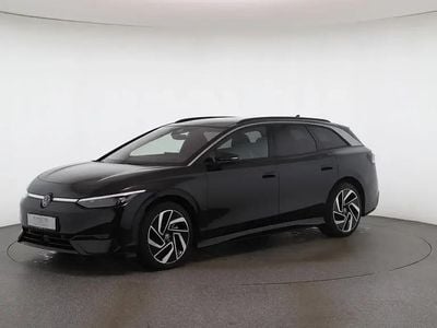 Schwarz metallic Gebraucht 2025 VW ID.7 Pro Kombi | € 61.990