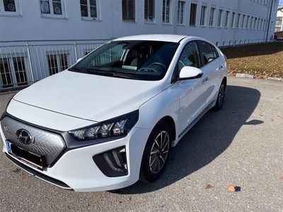 Weiss Gebraucht 2022 Hyundai Ioniq Kleinwagen | € 17.800 (Superpreis)