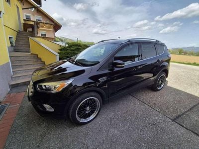 Gebraucht 2016 Ford Kuga Titanium SUV | € 14.500 (Fairer Preis)