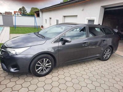gebraucht Toyota Avensis Avensis18 Valvematic Active MDS Aut. Active