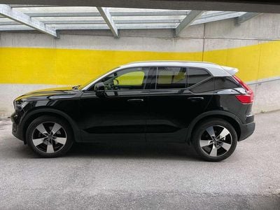 Schwarz Gebraucht 2018 Volvo XC40 Momentum SUV | € 22.500 (Teuer)