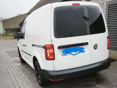 Gebraucht VW Caddy 75 PS (55 kW) 2020 Weiß Van / Kleinbus