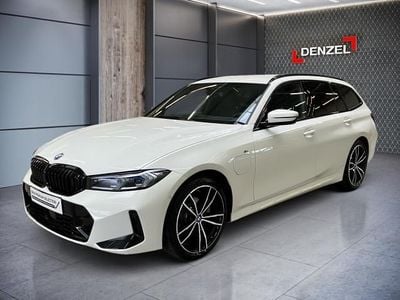 Weiß Gebraucht 2024 BMW 330e Comfort Edition Kombi | € 52.590 (Teuer)