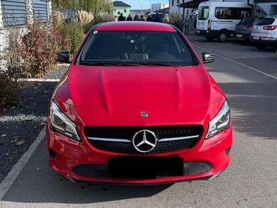 Rot Gebraucht 2018 Mercedes CLA180 Shooting Brake Night Kombi | € 16.600 (Fairer Preis)