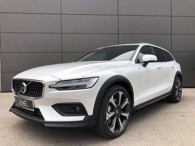 gebraucht Volvo V60 CC Plus, B4 AWD Mild Hybrid, Diesel