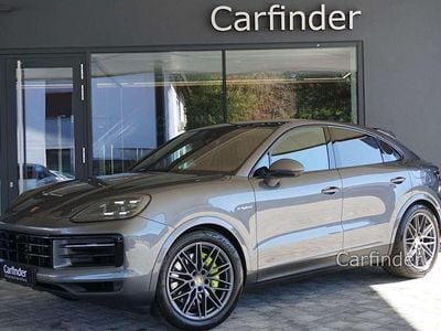 Grau Gebraucht 2024 Porsche Cayenne SUV | € 104.900 (Etwas zu teuer)