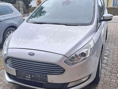 gebraucht Ford Galaxy Galaxy 2,0 TDCi Trend Start/Stop Trend/AHK/SHZ/Dachträger/8Fach/7Sitze
