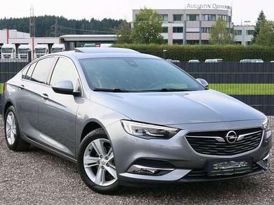 Grau Gebraucht 2019 Opel Insignia Kleinwagen | € 16.950