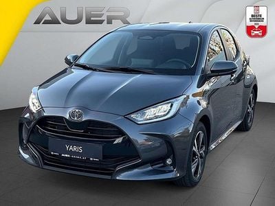 gebraucht Toyota Yaris 1,5 Hybrid Active Drive CVT 116PS | LED | Kamera