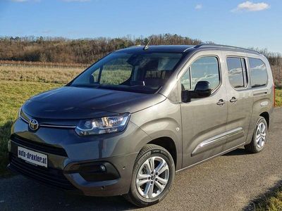 Grau Gebraucht 2024 Toyota Proace City City Van / Kleinbus | € 37.800