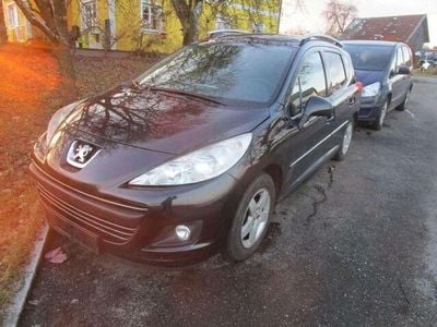 Schwarz Gebraucht 2010 Peugeot 207 Active Kombi | € 2.200 (Fairer Preis)