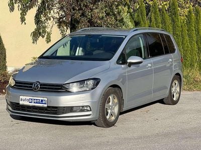 Silber Gebraucht 2016 VW Touran Comfortline Van / Kleinbus | € 10.800 (Superpreis)