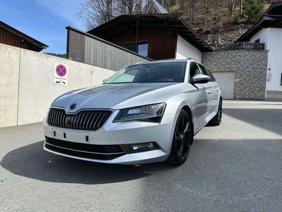 gebraucht Skoda Superb Kombi 20 TDI SCR 4x4 Laurin & Klement DSG