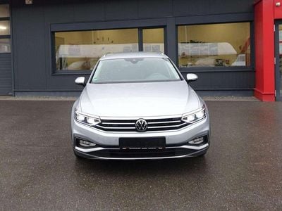 Beige Gebraucht 2023 VW Passat Alltrack Kombi | € 28.990 (Fairer Preis)