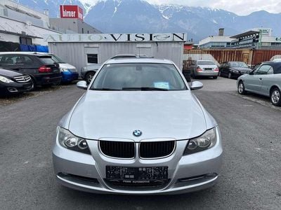 Silber Gebraucht 2008 BMW 320 Kombi | € 1.750