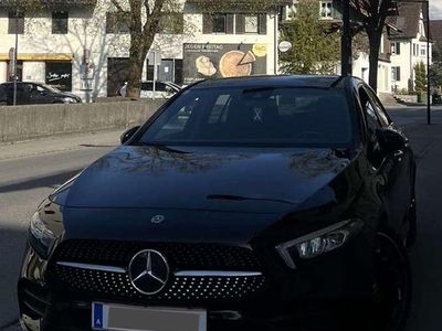 Schwarz Gebraucht 2018 Mercedes A180 Edition Limousine | € 22.000 (Etwas zu teuer)