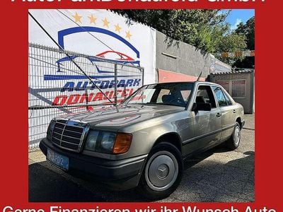 Beige Gebraucht 1987 Mercedes E250 Limousine | € 4.999