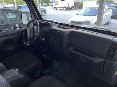 Schwarz Gebraucht 2002 Jeep Wrangler Sport SUV | € 24.000