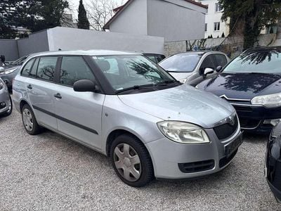Gebraucht Skoda Fabia Clever 60 PS (44 kW) 2009 Silber Kombi
