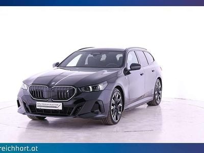 Sophistograu brillanteffekt Gebraucht 2025 BMW i5 Shadowline Kombi | € 69.890