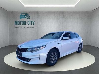 Weiß Gebraucht 2017 Kia Optima Silver Kombi | € 8.990