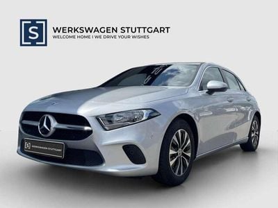 Silber Gebraucht 2022 Mercedes A180 Business Limousine | € 30.957 (Etwas zu teuer)