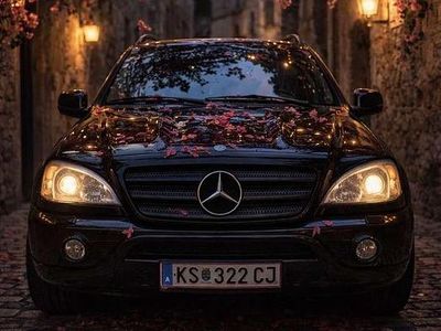 Schwarz Gebraucht 2001 Mercedes ML55 AMG AMG SUV | € 14.400